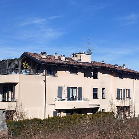 La Casa Del Cuore - Luxury Apartment Olgiate Comasco Exterior foto